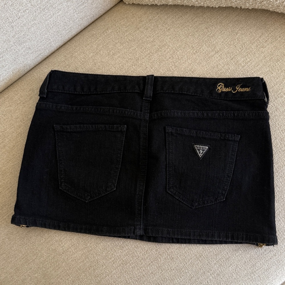 Guess Black Mini Skirt with Gold Details - Picture 4 of 6